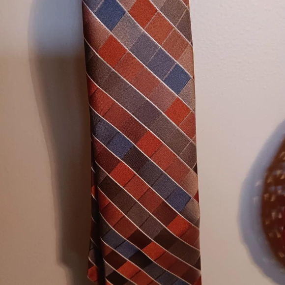 Mens Tie - Picture 2 of 3